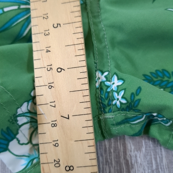 Final Price O'NEILL Hyperfreak Board Shorts Women's Size 7 Green Floral - Picture 6 of 8